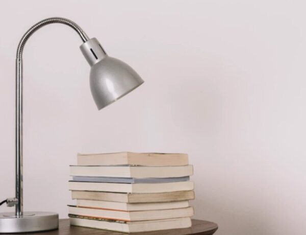 Desk Lamp 600x460