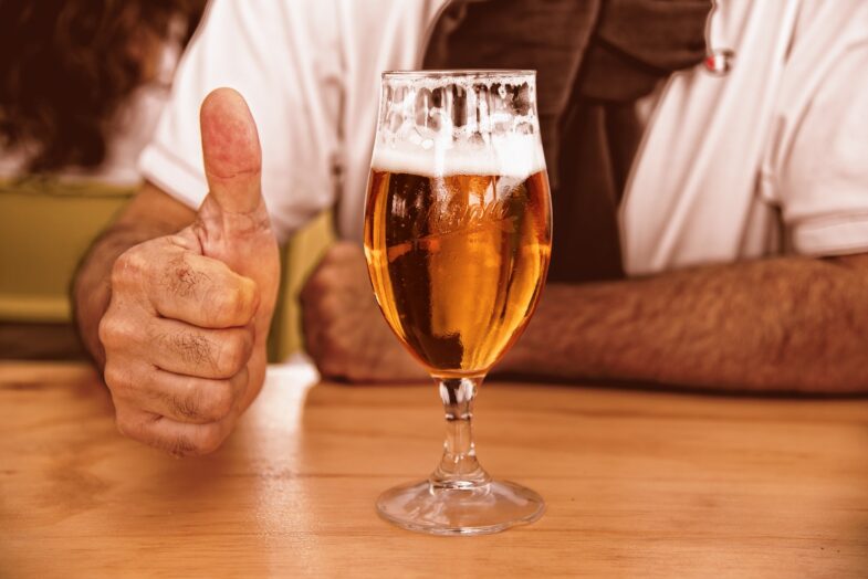 Beer Glass Thumbs Up 785x524