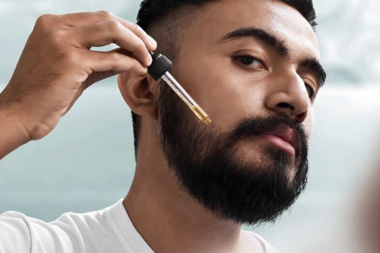 How to Choose the Perfect Scented Beard Oil for Your Style