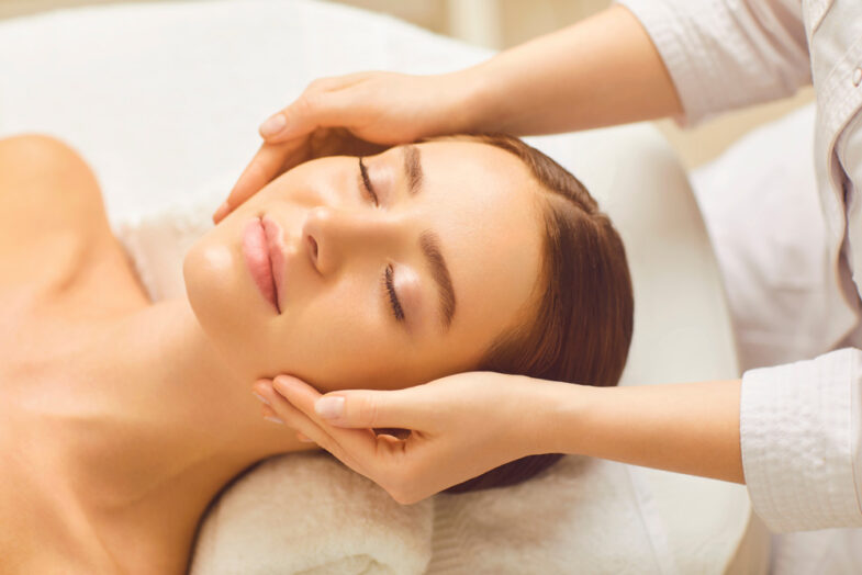Achieving a Youthful Appearance: Some Benefits of Frequent Facial Spa Visits